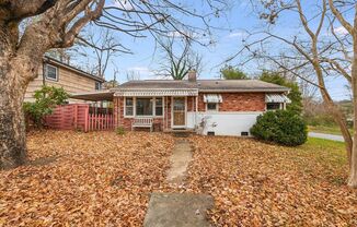 Charming 3-Bedroom Home in Shiloh with Fenced-In Yard (Lawn Maintenance Included)