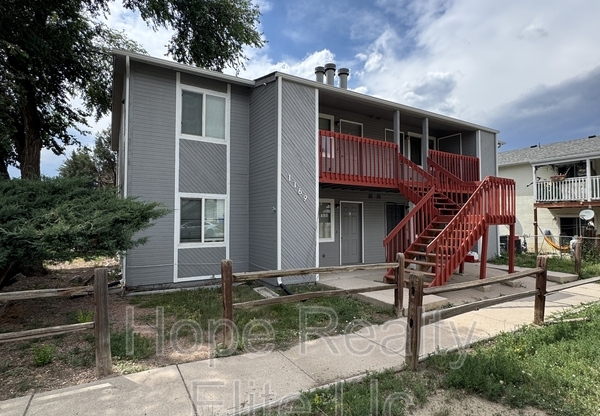 1169 MAZATLAN CIR
