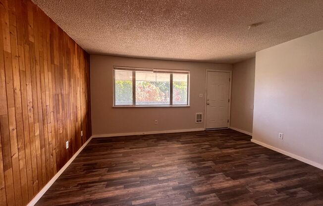 1 bed, 1 bath, 400 sqft, $1,195