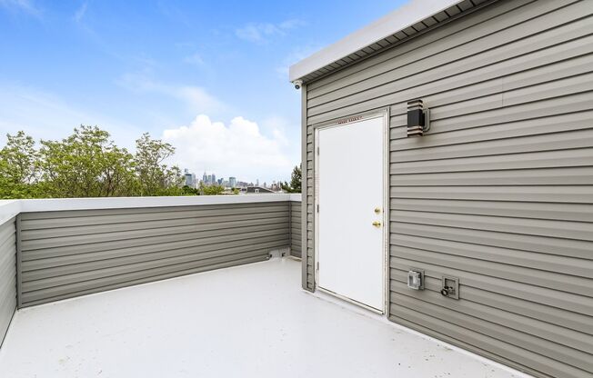 1412 S Fallon