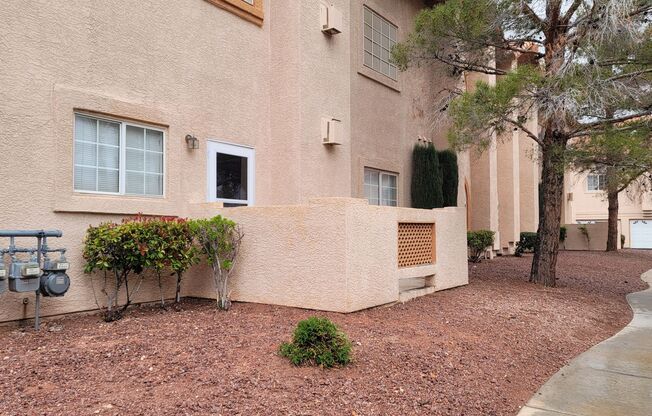 2 beds, 2 baths, $1,450, Unit # 1612