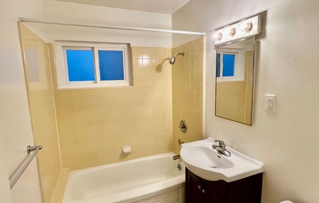 Studio, 1 bath, $2,150, Unit 2