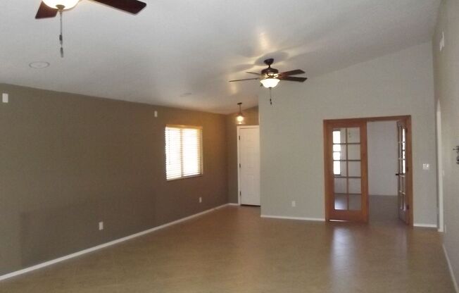 4469 W. Holly Berry Way (85741)