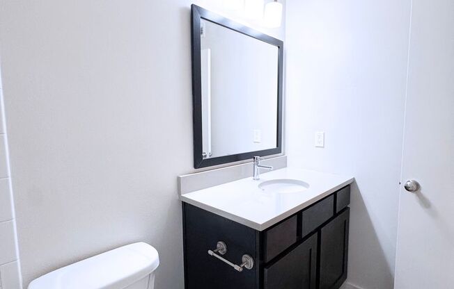 1 bed, 1 bath, 600 sqft, $1,314, Unit WWK-216