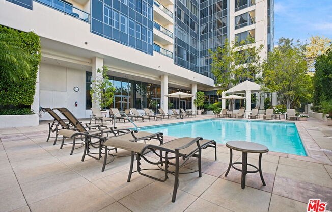 2 beds, 3 baths, 2,018 sqft, $10,499, Unit 1104
