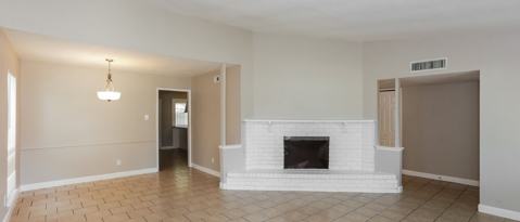 7330 Cloverglen Dr