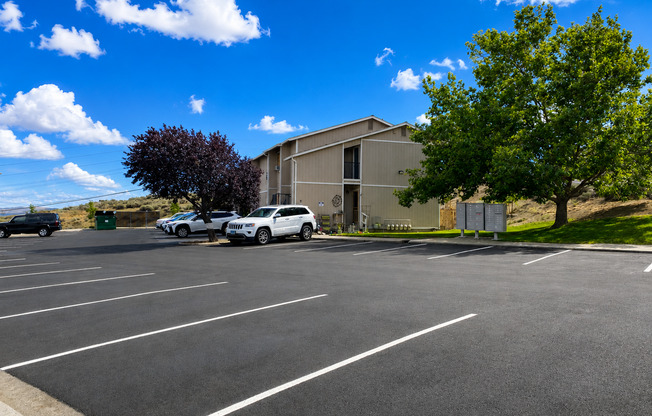 Moraine View Apartments