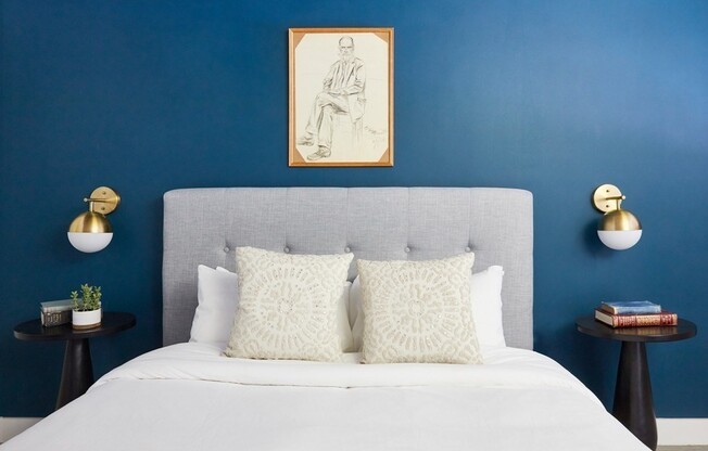 2 beds, 2 baths, $5,300, Unit 406