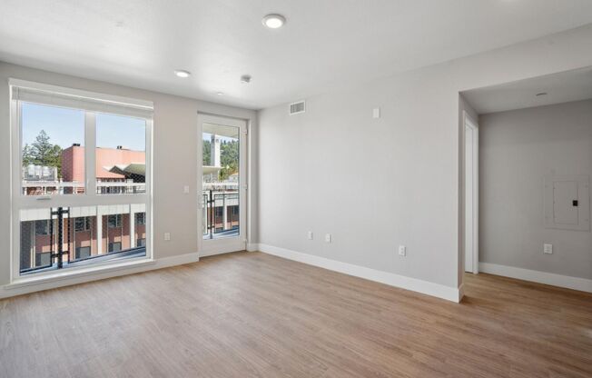 1p709 - 2480 Bancroft Way - The Edge
