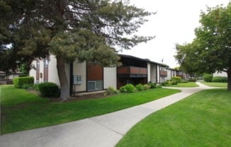 258 W GDN PARK
