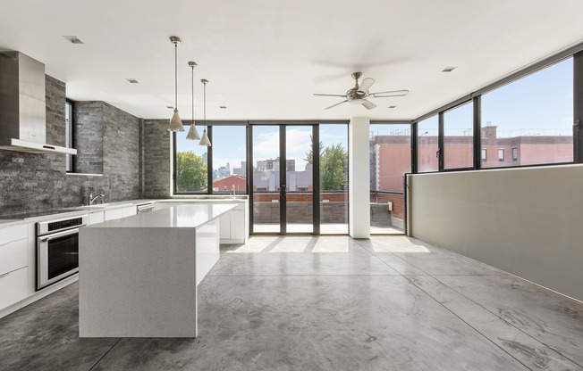 5 beds, 3 baths, 4,051 sqft, $20,000, Unit TRIPLEX