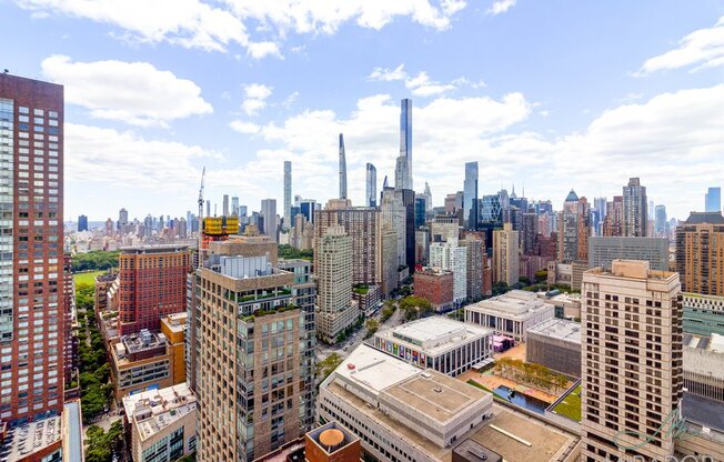 3 beds, 3 baths, $13,000, Unit 46G