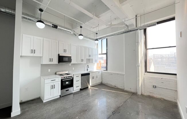 1 bed, 1 bath, 655 sqft, $1,625, Unit 321