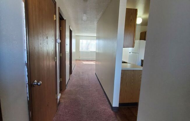 2 beds, 1 bath, 888 sqft, $1,520, Unit 324