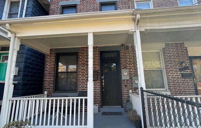 Beautiful 2 BR/1.5 BA Townhome in Anacostia!