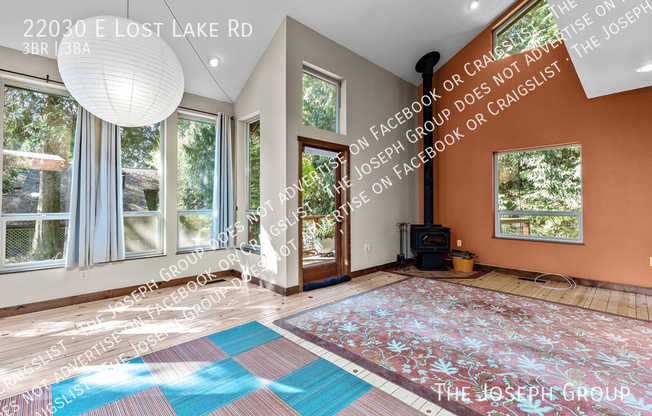 22030 E LOST LK RD