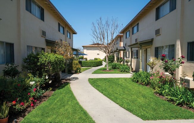 1670 W. Broadway- 2bd/ 1.5ba Townhome- Welcome to Your New Home in Anaheim, CA