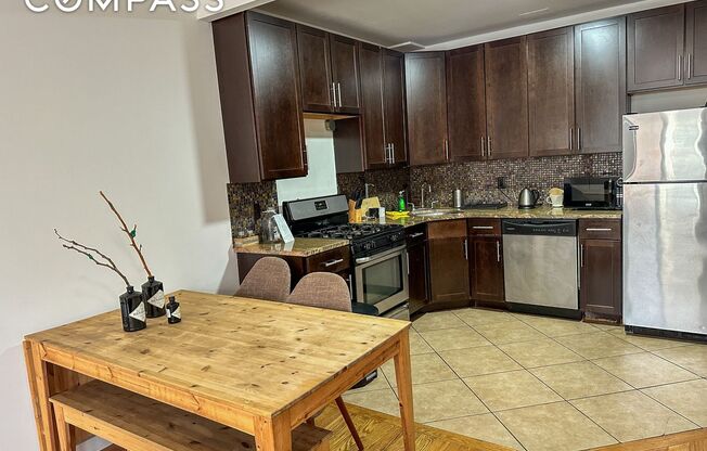 2 beds, 1 bath, $4,250, Unit 506