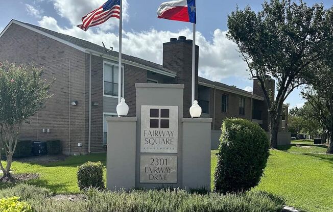 Fairway Square Apartments