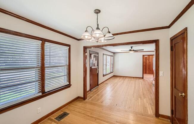 3043 CLOVERHURST DR