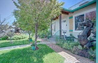 411 CITRUS AVE
