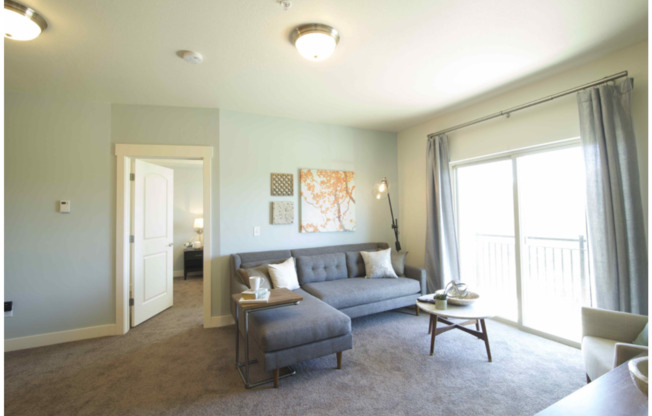 2 beds, 1 bath, 852 sqft, $1,450, Unit 342