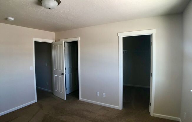 3 beds, 2.5 baths, 1,350 sqft, $1,795, Unit #2