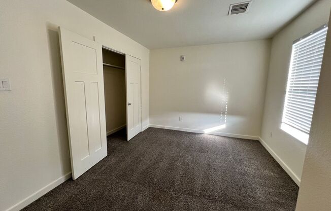 3 beds, 2.5 baths, $1,800, Unit # 23 C