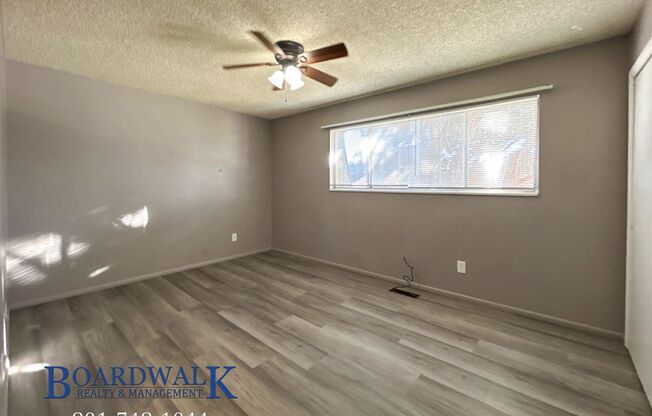 2 beds, 2 baths, 1,078 sqft, $1,300, Unit 572 W 400 N