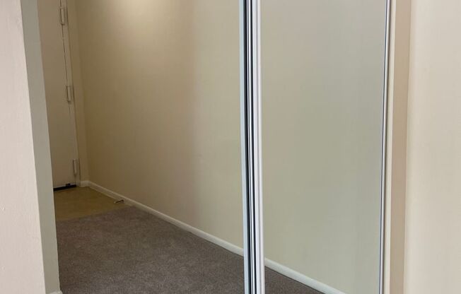 2 beds, 2 baths, 1,000 sqft, $1,925, Unit 14227 #203