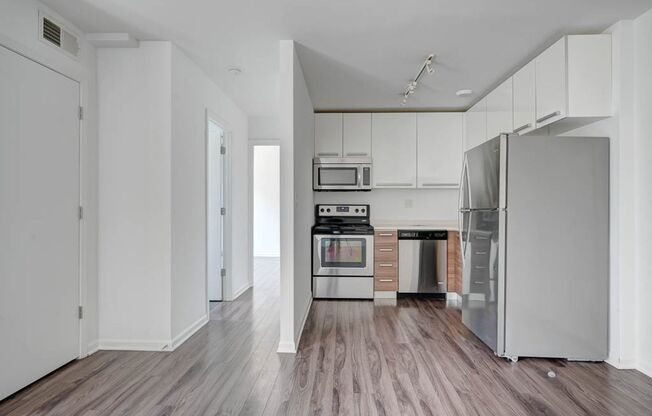 IMPRESSIVE! High-Quality 1 Bed in Edgewater