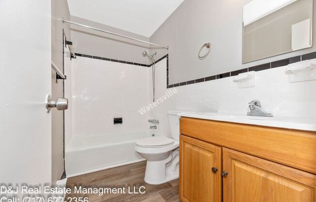 2 beds, 1 bath, 900 sqft, $1,695, Unit Apartment 9
