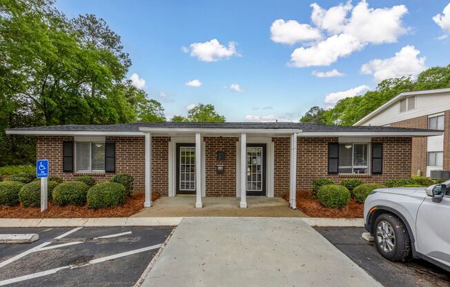 Landmark Woods Apartment Homes