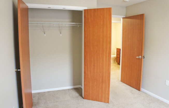3 beds, 2 baths, 1,257 sqft, $1,475, Unit 313