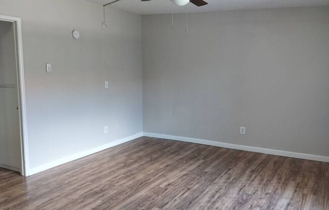 1 bed, 1 bath, 550 sqft, $1,050