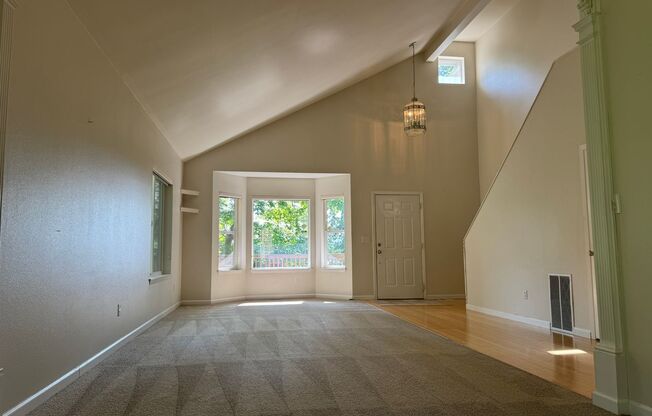 3Bd/2.5Ba Renton House