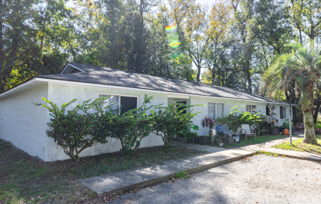 Kenwood Garden Apartments
