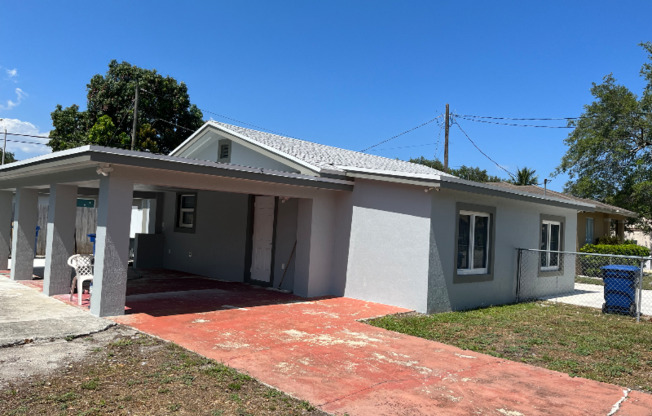 2379 NW 102 ST