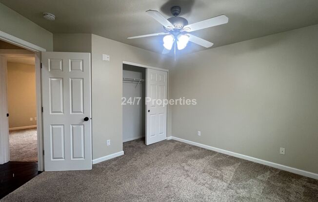 3 beds, 2.5 baths, $2,995