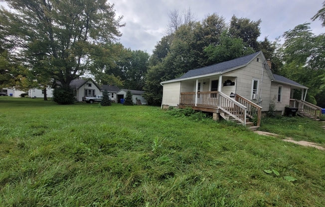 216 W FOSTER ST