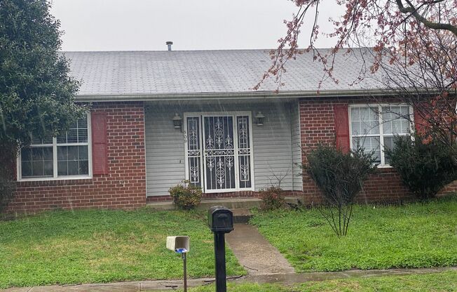Three Bedroom Adjacent to the Villas at Rockets Landing