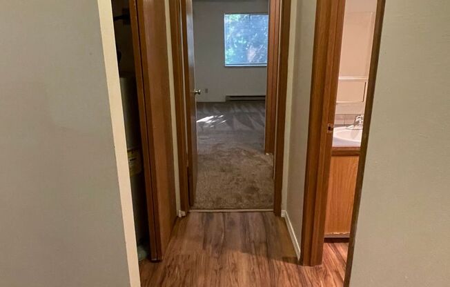 2 beds, 1.5 baths, 900 sqft, $1,600, Unit C105