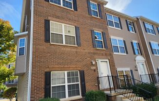 4 beds, 3.5 baths, $1,795