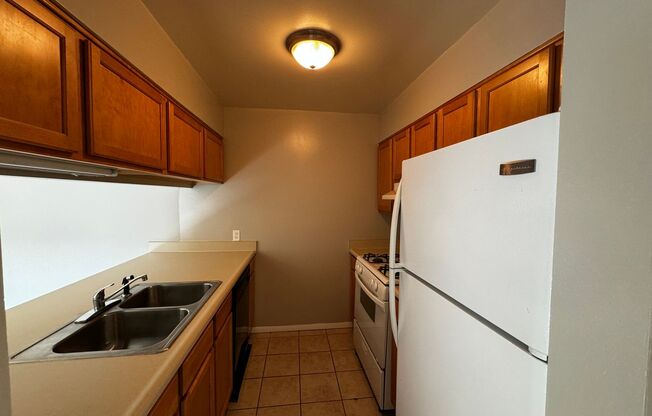 1 bed, 1 bath, 755 sqft, $1,080, Unit 5905G
