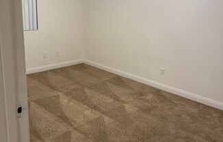 1 bed, 1 bath, 592 sqft, $1,299, Unit 54