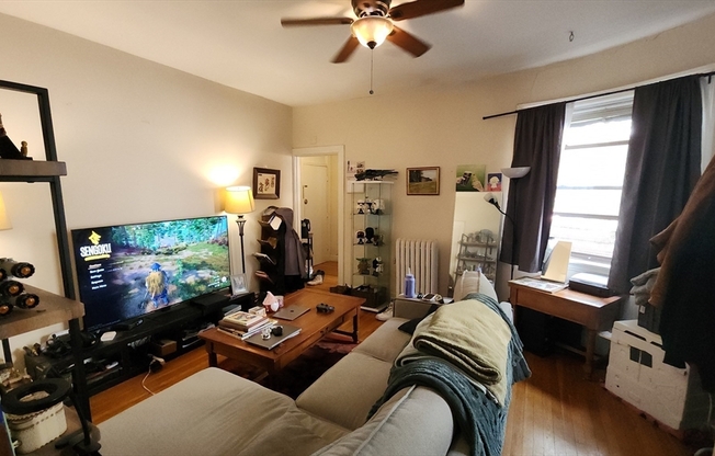 1 bed, 1 bath, 524 sqft, $2,900, Unit 6