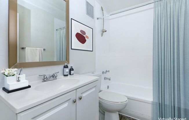 2 beds, 2 baths, 840 sqft, $1,399, Unit A113
