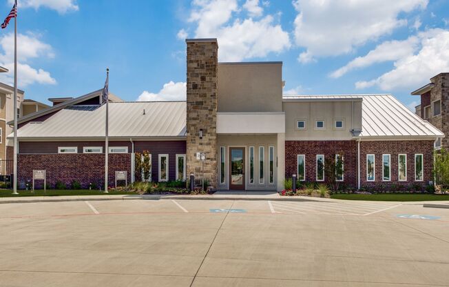 Palladium Glenn Heights