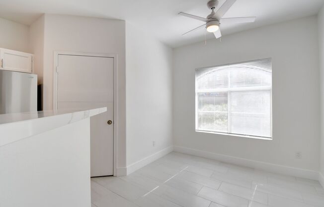 2 beds, 2 baths, $1,700, Unit # 41 2067