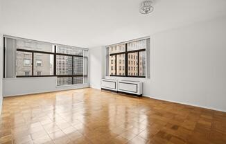303 E 43 ST